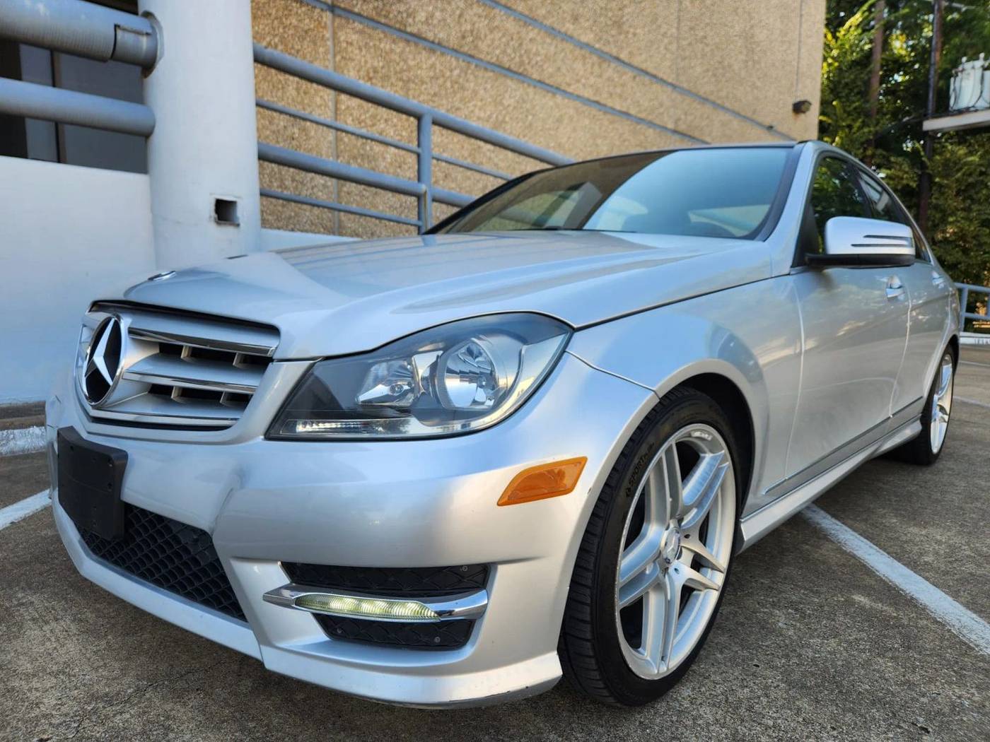 2013 Mercedes-Benz C-Class C 250 — Sedan — 82,331 mi — Dallas, TX