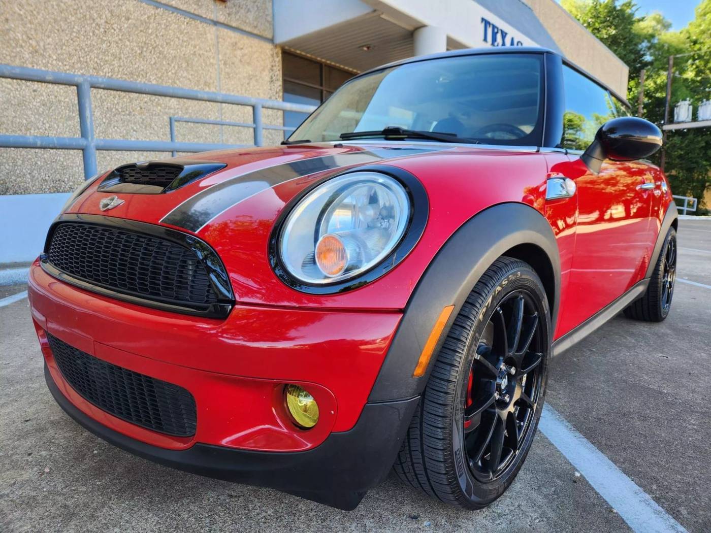 2009 MINI Cooper Cooper S — Hatchback — 117,068 mi — Dallas, TX