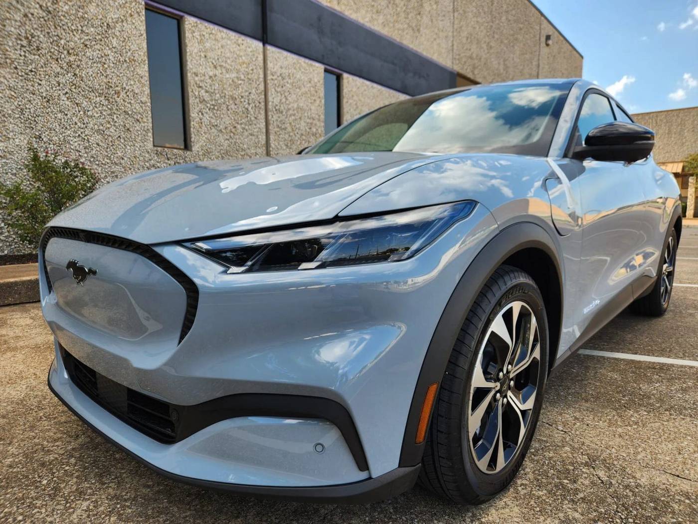 2025 Ford Mustang Mach-E Select — SUV — 44 mi — Dallas, TX