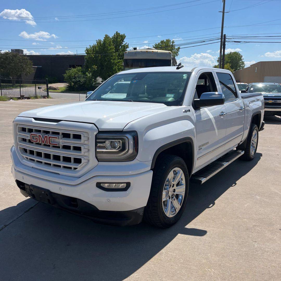 2018 GMC Sierra 1500 SLT — Pickup Truck — 119,713 mi — Dallas, TX