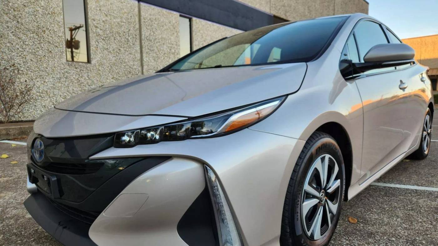 2019 Toyota Prius Prime Plus — Hatchback — 107,857 mi — Dallas, TX