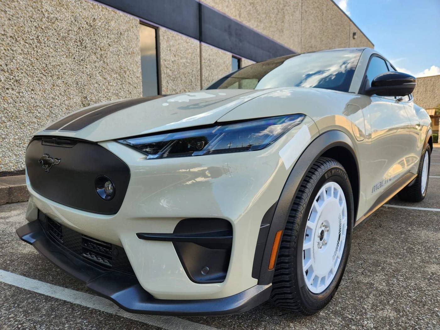 2025 Ford Mustang Mach-E GT — SUV — 9 mi — Dallas, TX