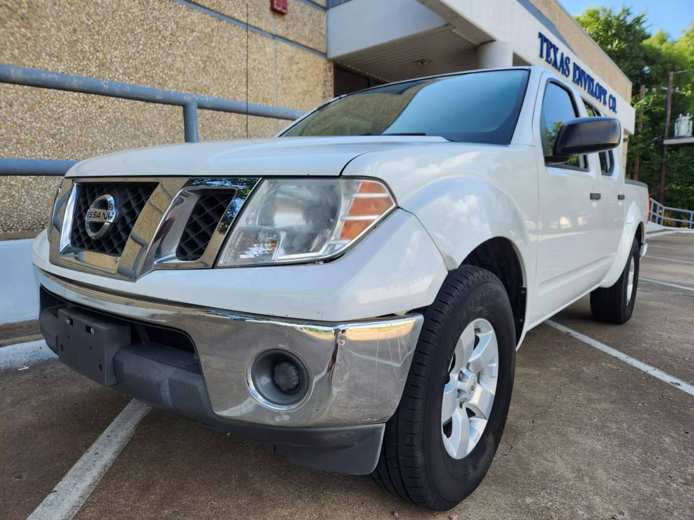2010 Nissan Frontier SE — Pickup Truck — 65,540 mi — Dallas, TX