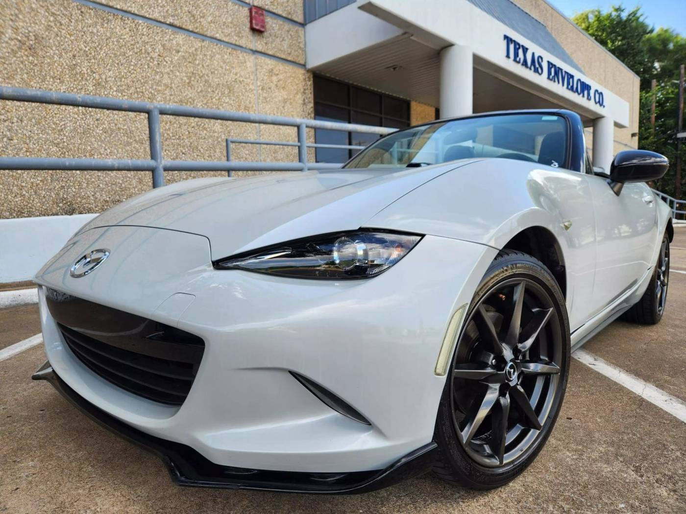 2016 Mazda MX-5 Miata Club — Convertible — 105,178 mi — Dallas, TX