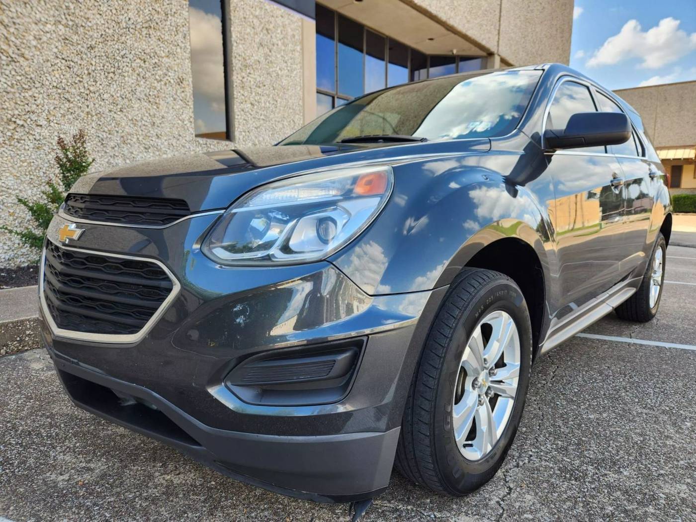 2017 Chevrolet Equinox LS — SUV — 162,108 mi — Dallas, TX