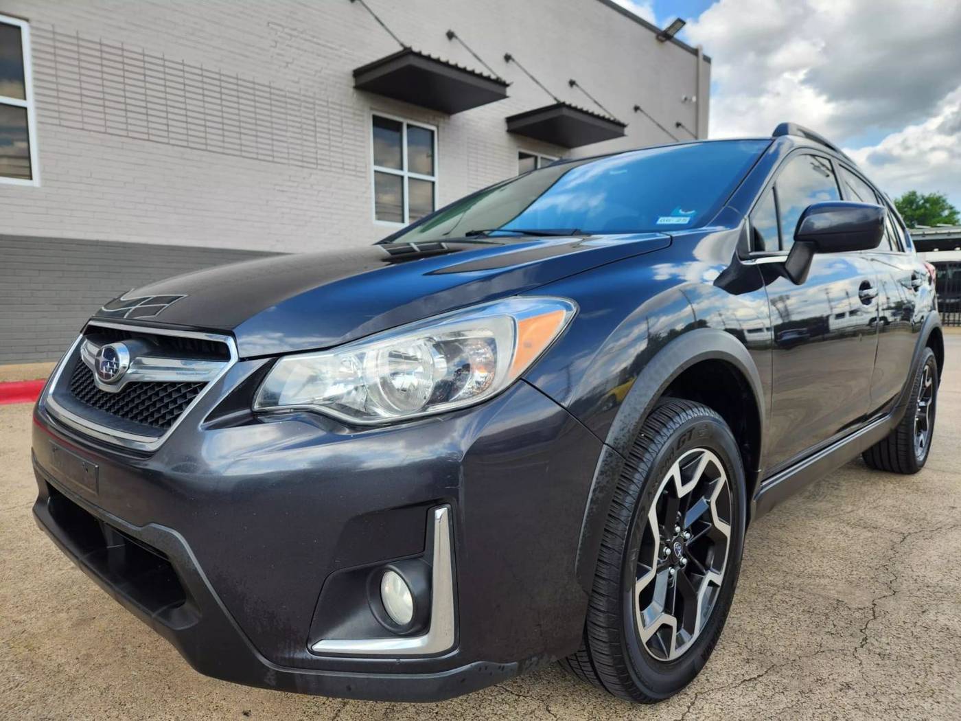 2016 Subaru Crosstrek Premium — SUV — 165,496 mi — Dallas, TX