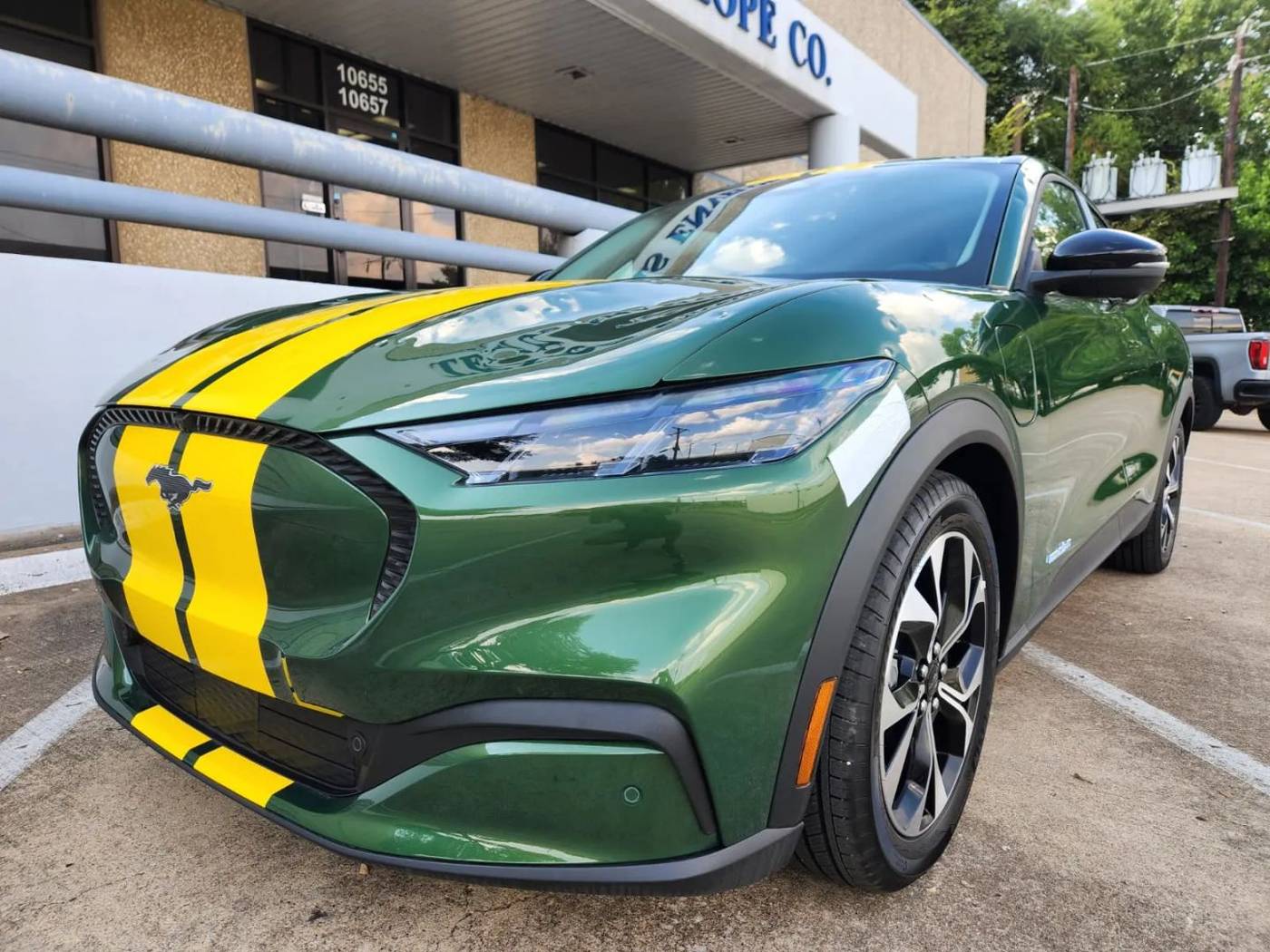 2025 Ford Mustang Mach-E Select — SUV — 7 mi — Dallas, TX
