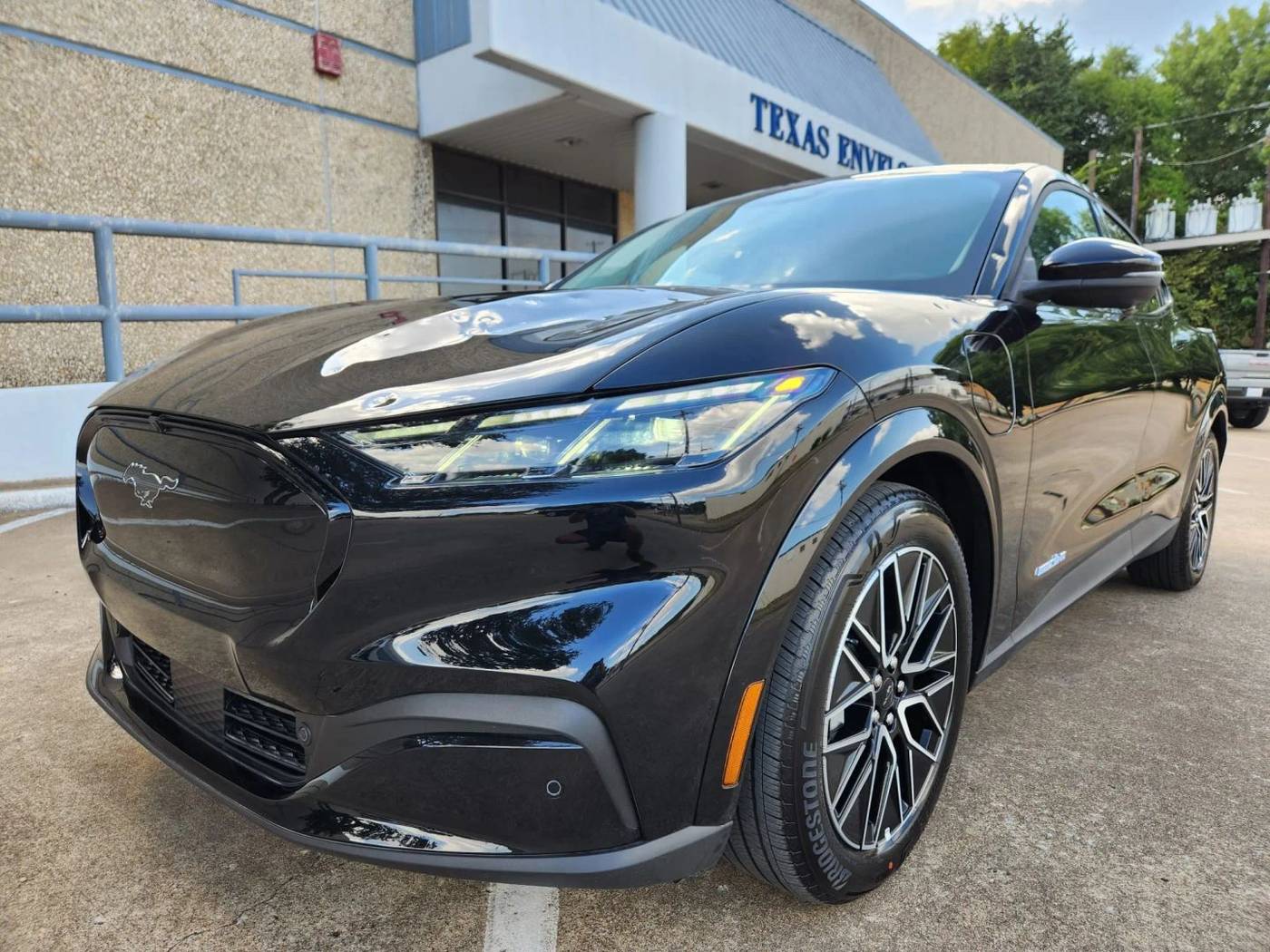 2025 Ford Mustang Mach-E Premium — SUV — 20 mi — Dallas, TX