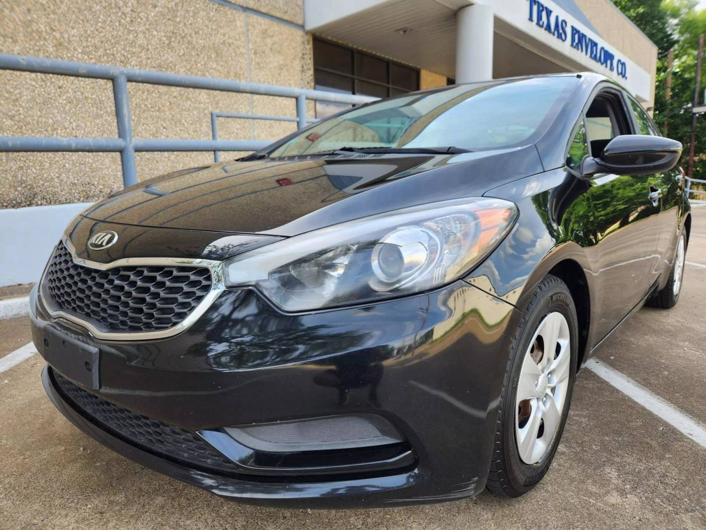 2016 Kia Forte LX — Sedan — 88,186 mi — Dallas, TX