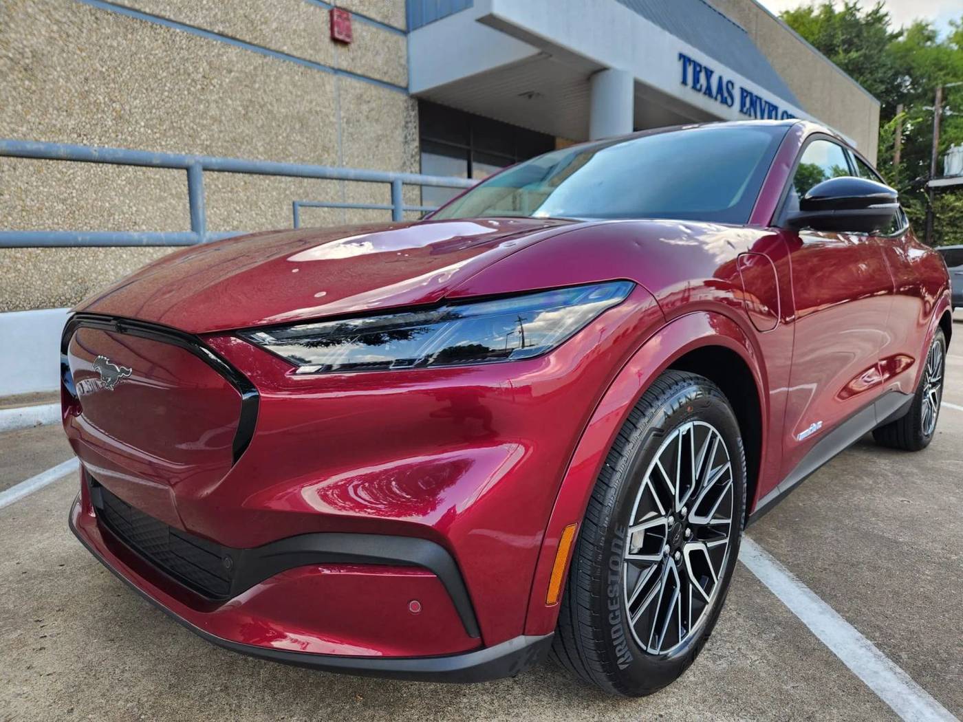 2025 Ford Mustang Mach-E Premium — SUV — 5 mi — Dallas, TX