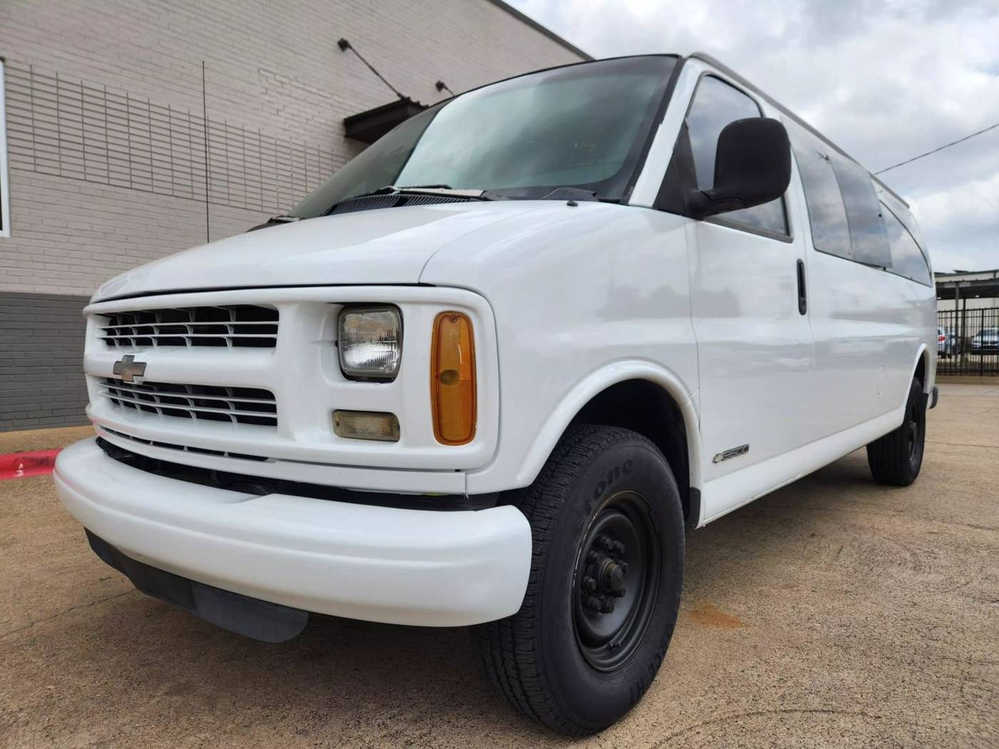 1997 Chevrolet Express Van Base — Passenger Van — 72,891 mi — Dallas, TX