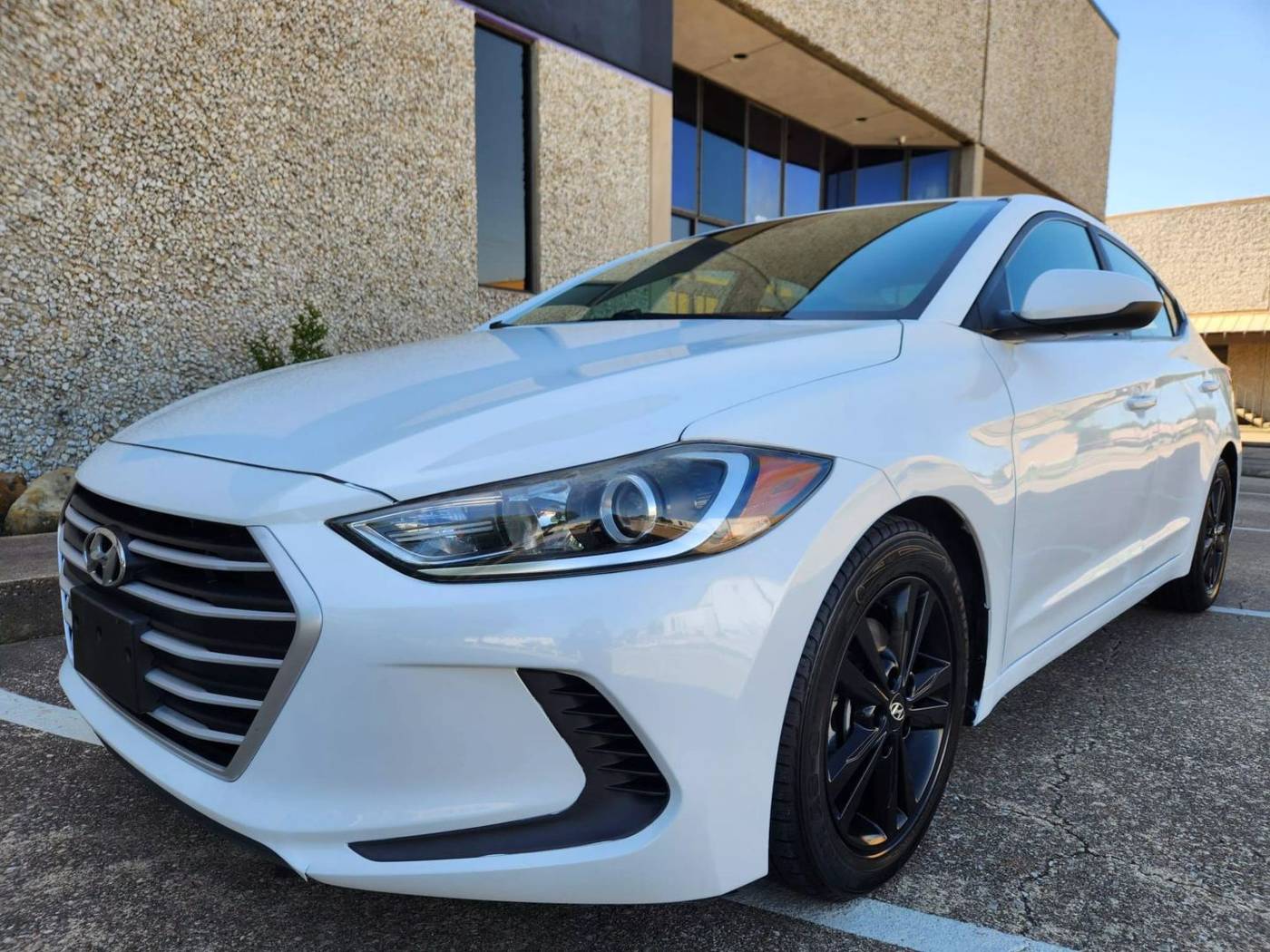 2018 Hyundai Elantra SEL — Sedan — 95,491 mi — Dallas, TX