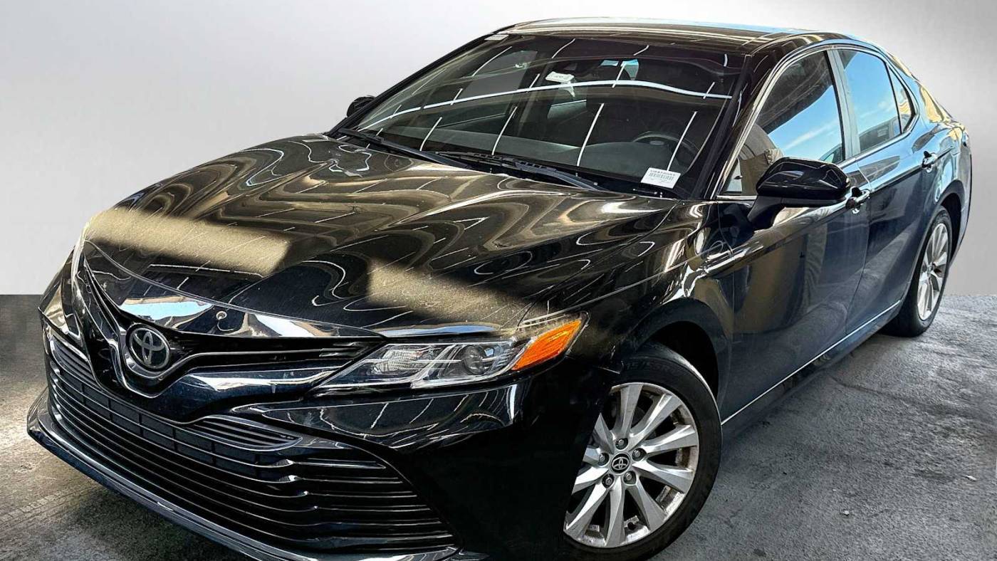 2020 Toyota Camry LE — Sedan — 116,489 mi — San Francisco, CA