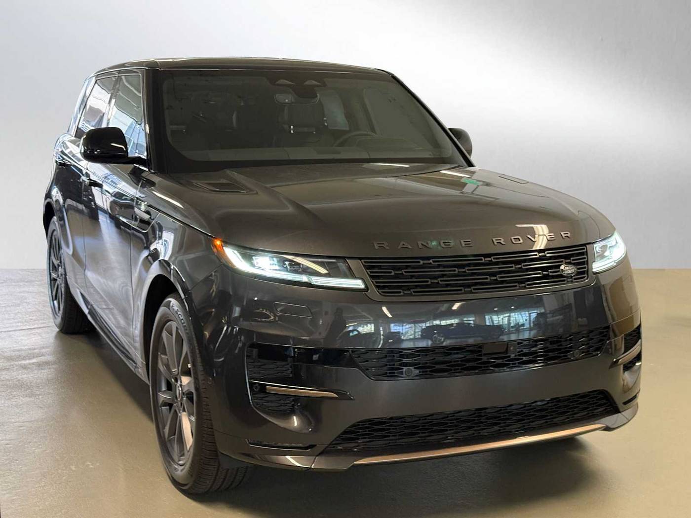 2025 Land Rover Range Rover Sport Dynamic SE — SUV — 5 mi — San Francisco, CA