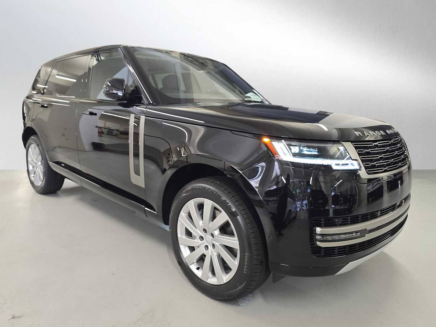 2025 Land Rover Range Rover SE — SUV — 5 mi — San Francisco, CA