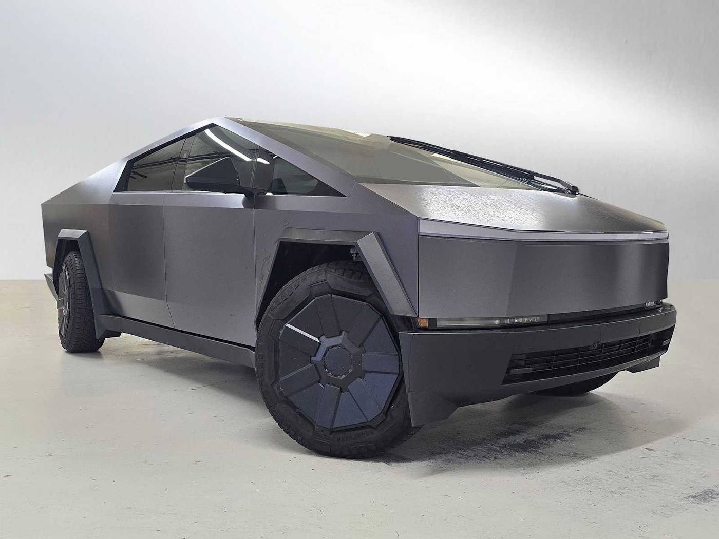 2024 Tesla Cybertruck Standard — Pickup Truck — 8,526 mi — San Francisco, CA