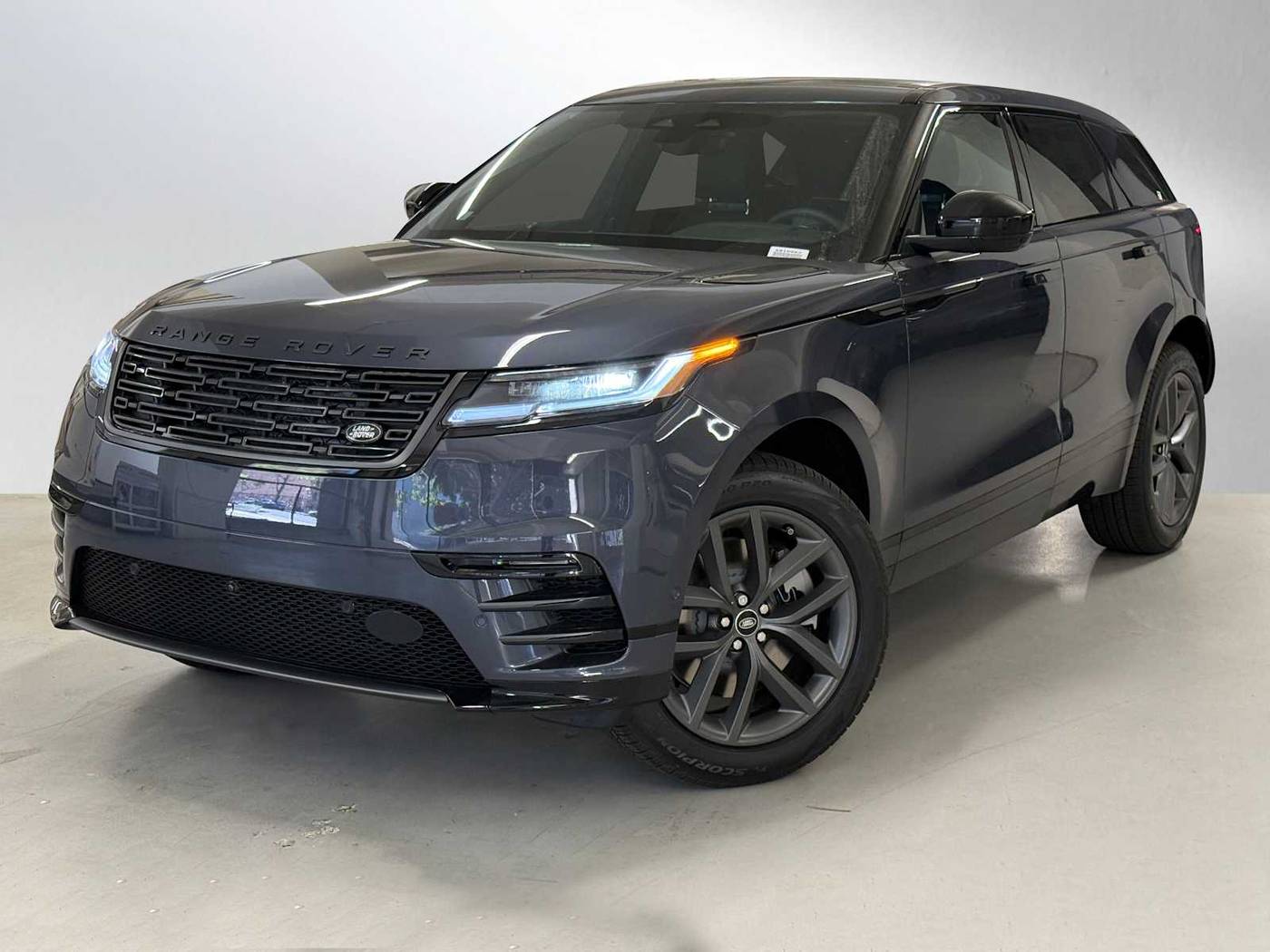 2026 Land Rover Range Rover Velar Dynamic SE — SUV — 215 mi — San Francisco, CA