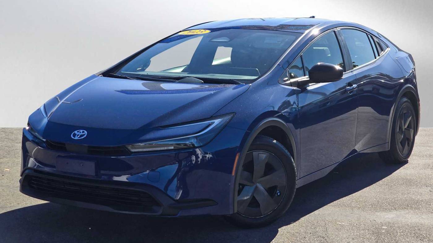 2023 Toyota Prius LE — Hatchback — 32,642 mi — San Francisco, CA