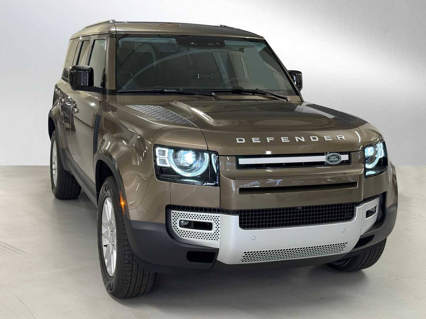 2025 Land Rover Defender S — SUV — 5 mi — San Francisco, CA