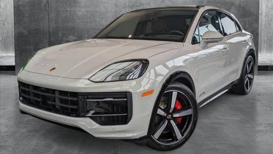 2025 Porsche Cayenne GTS — SUV — 540 mi — Irvine, CA