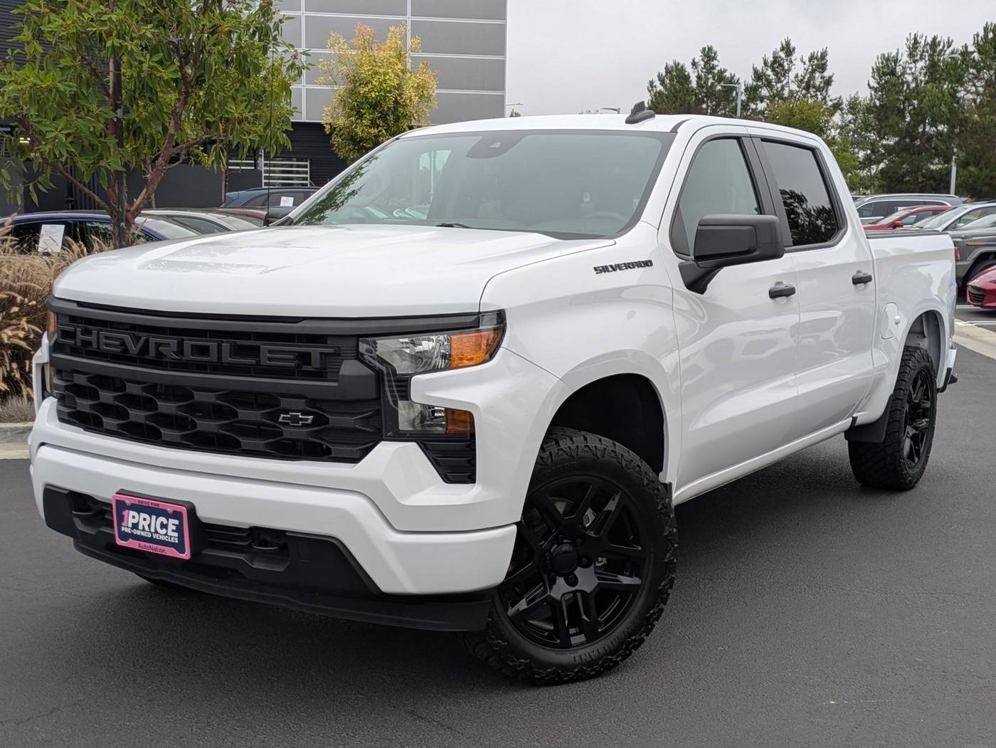 2022 Chevrolet Silverado 1500 Custom — Pickup Truck — 31,107 mi — Irvine, CA
