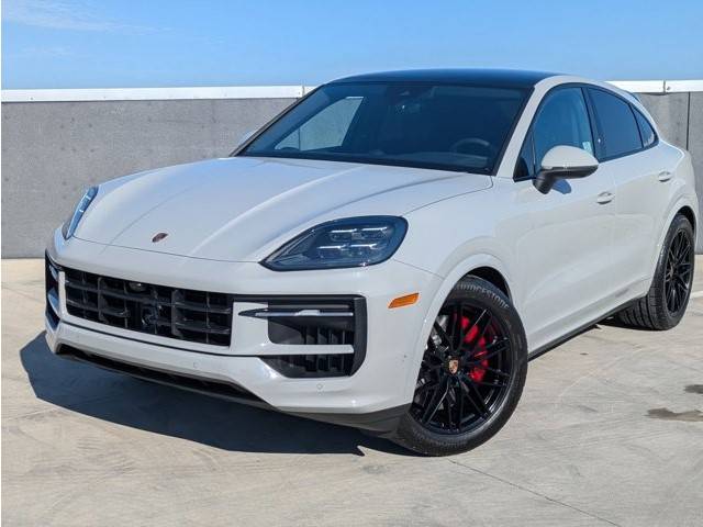 2025 Porsche Cayenne S — SUV — 4,260 mi — Irvine, CA