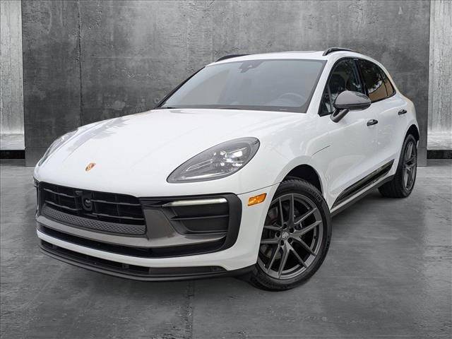 2024 Porsche Macan T — SUV — 8,663 mi — Irvine, CA