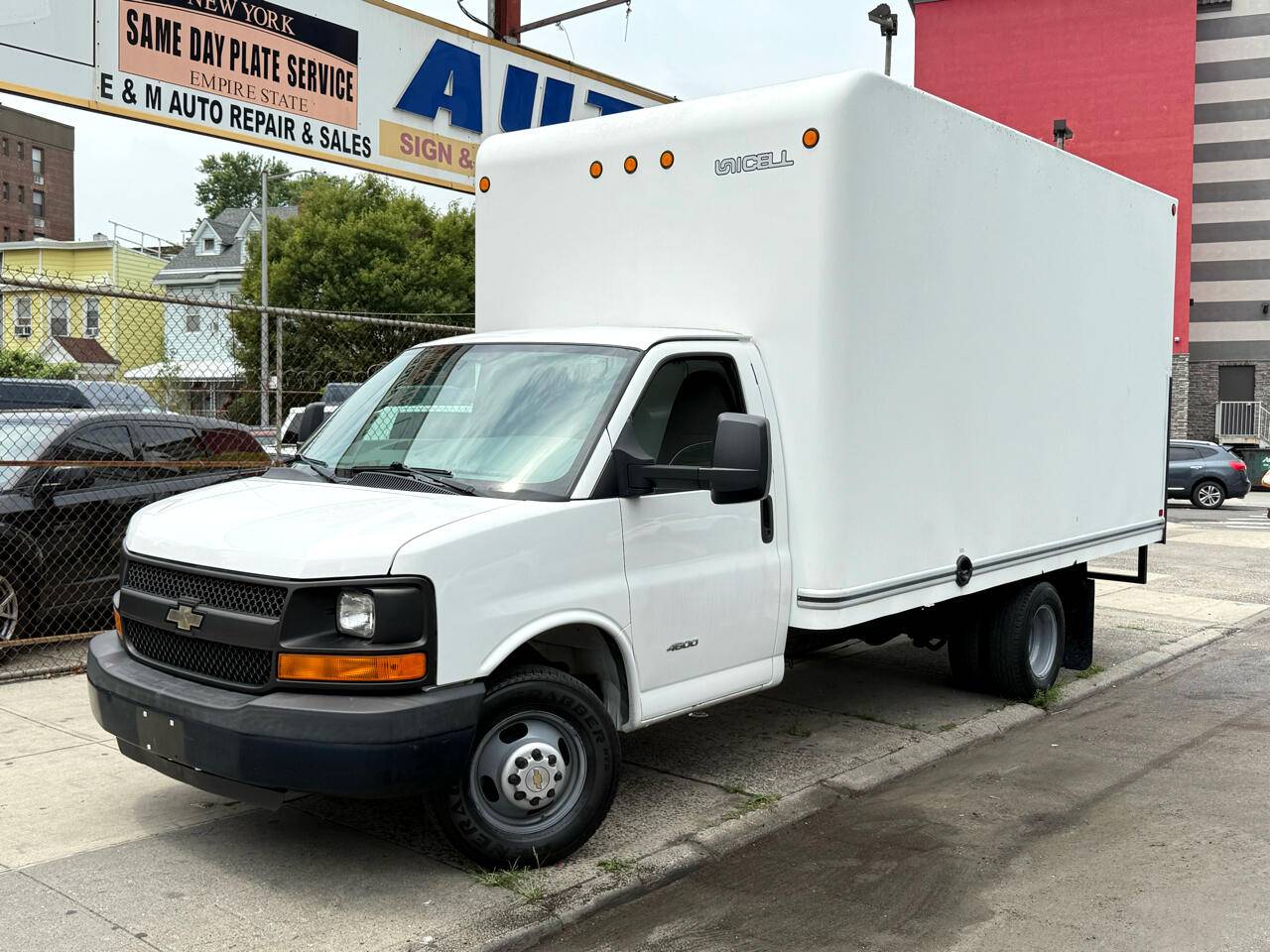 2014 Chevrolet Express Commercial Cutaway 4500 — Chassis Cab Truck — 33,655 mi — Brooklyn, NY