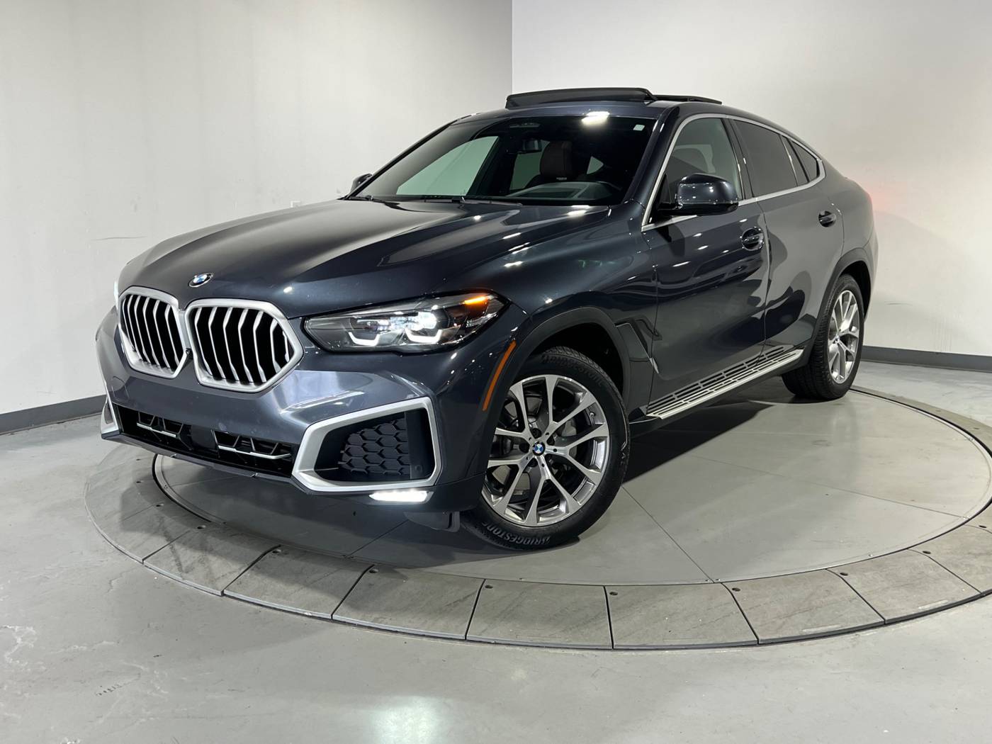 2021 BMW X6 xDrive40i
