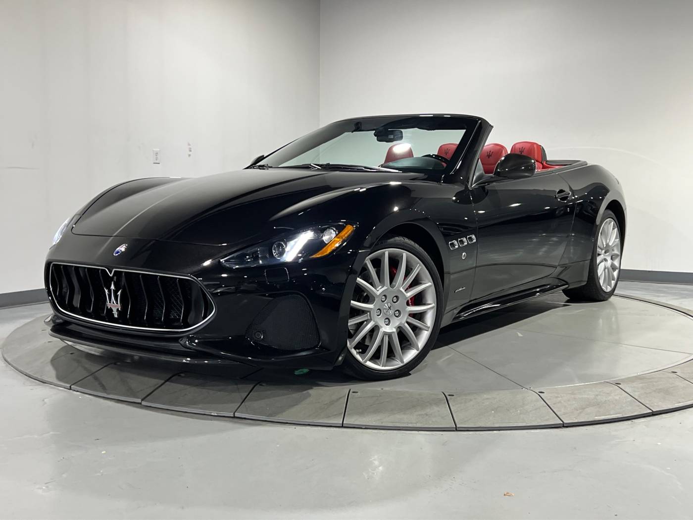 2019 Maserati GranTurismo Sport — Convertible — 9,461 mi — Warren, MI