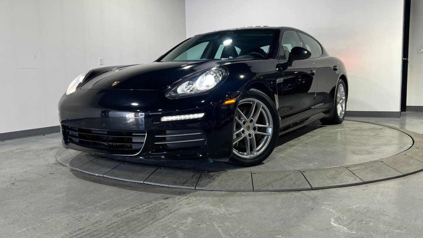 2015 Porsche Panamera 4