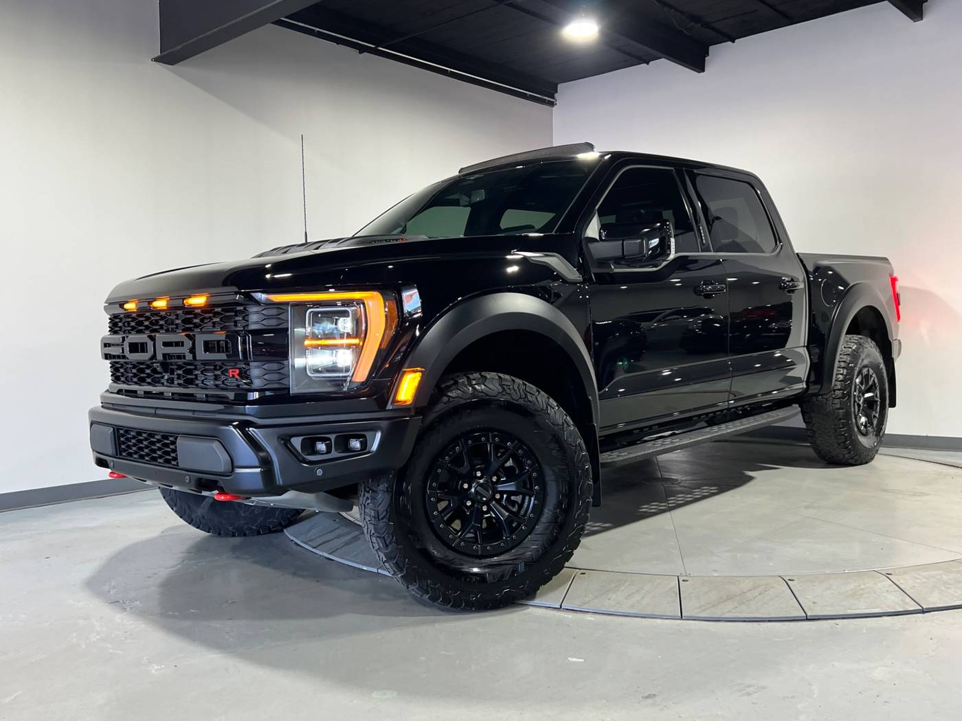 2023 Ford F-150 Raptor — Pickup Truck — 15,678 mi — Warren, MI