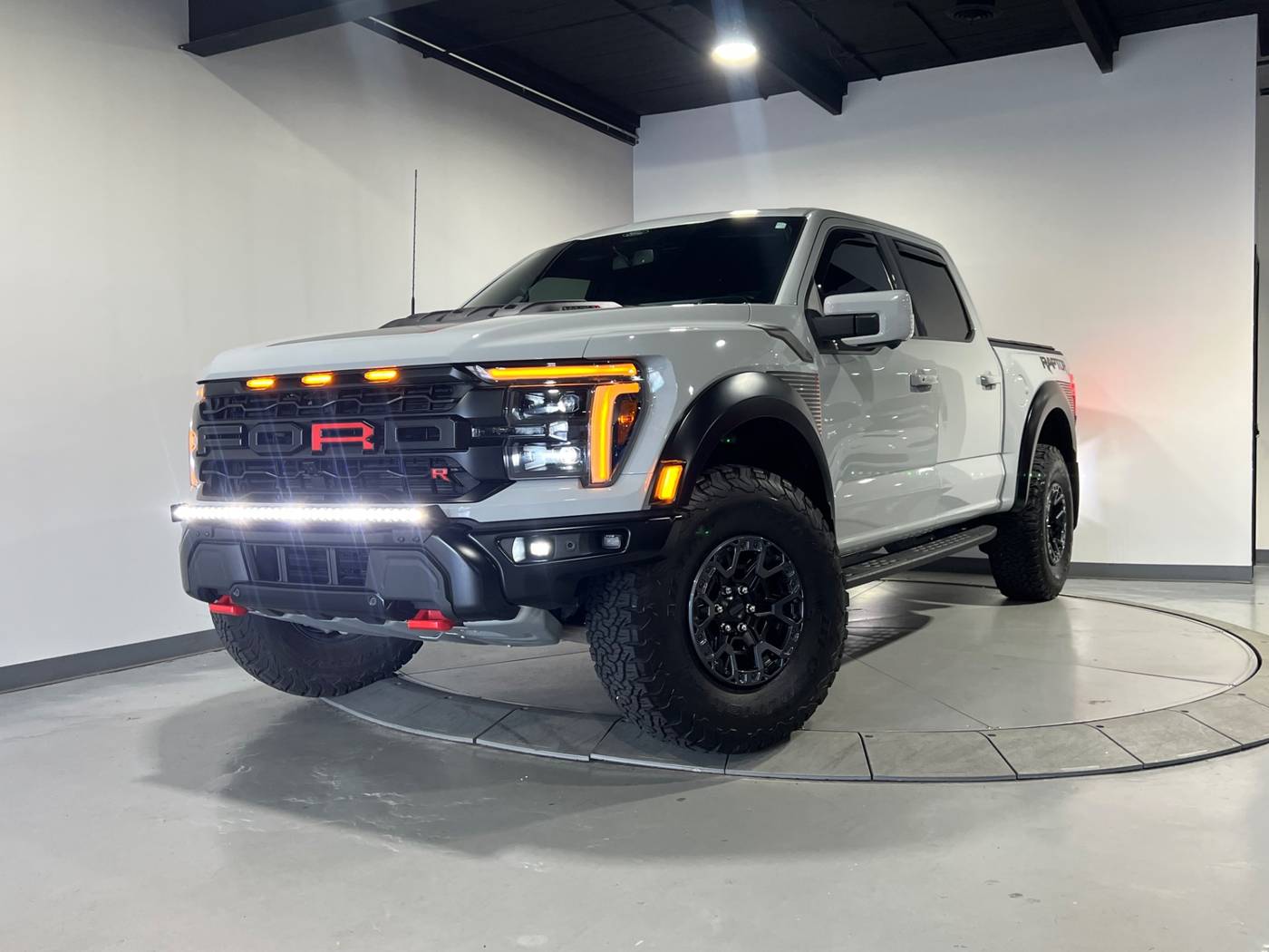 2024 Ford F-150 Raptor — Pickup Truck — 11,099 mi — Warren, MI