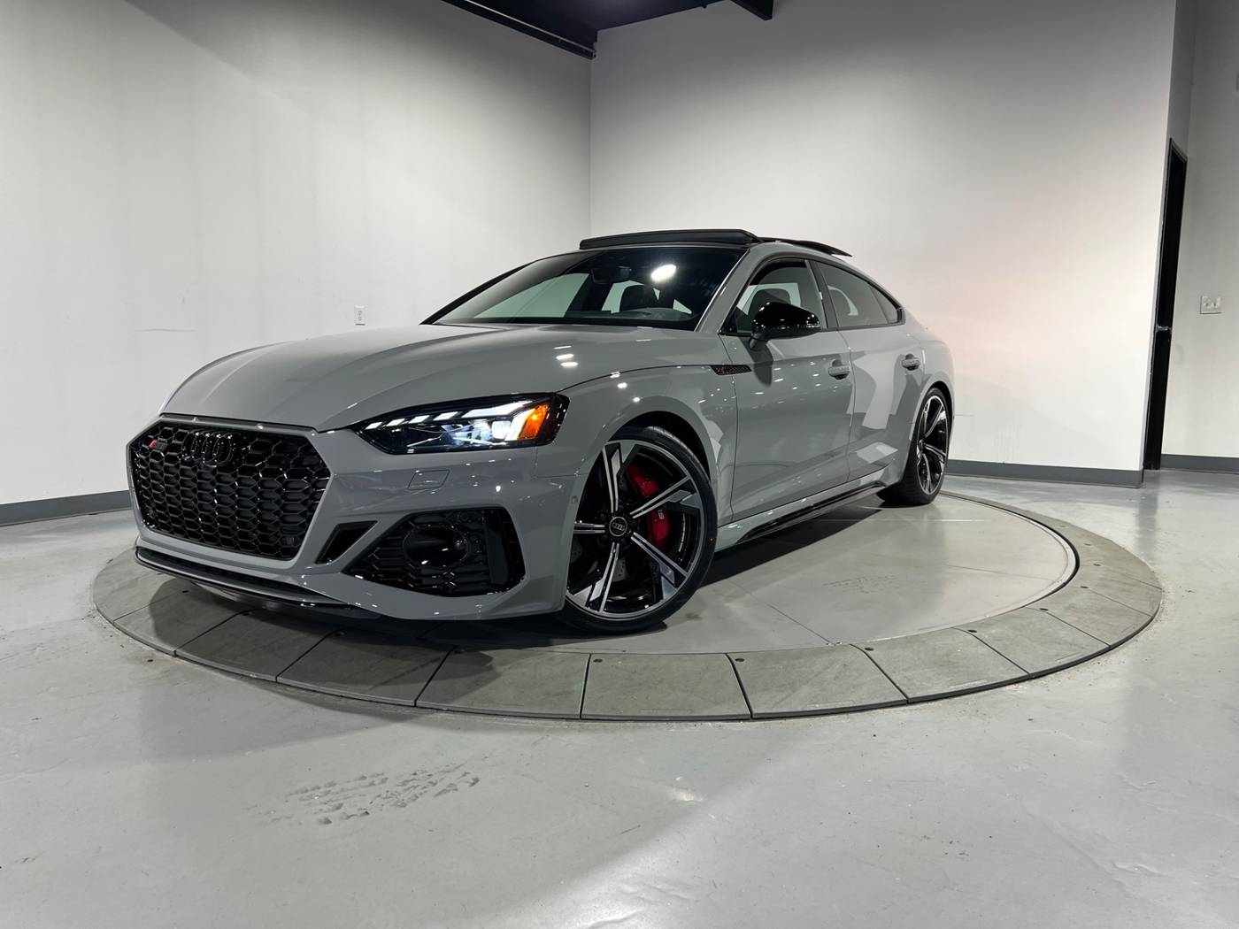 2024 Audi RS 5 Standard — Hatchback — 843 mi — Warren, MI