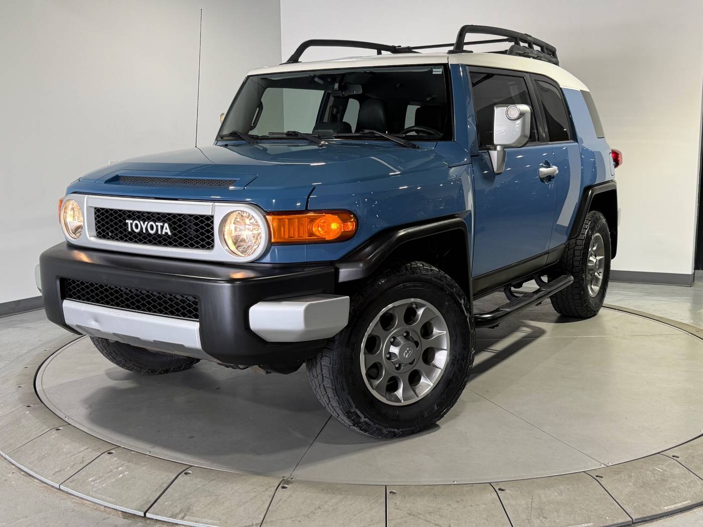 2013 Toyota FJ Cruiser Base