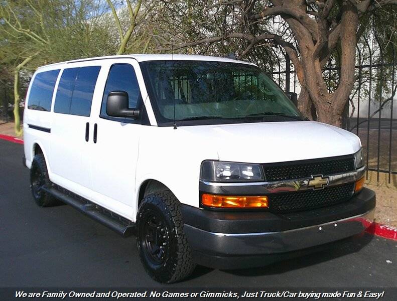 2018 Chevrolet Express Passenger LT — Passenger Van — 60,775 mi — Mesa, AZ