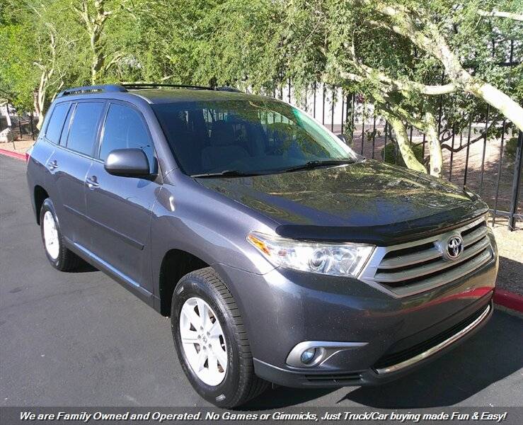 2011 Toyota Highlander Highlander V6 — SUV — 137,803 mi — Mesa, AZ