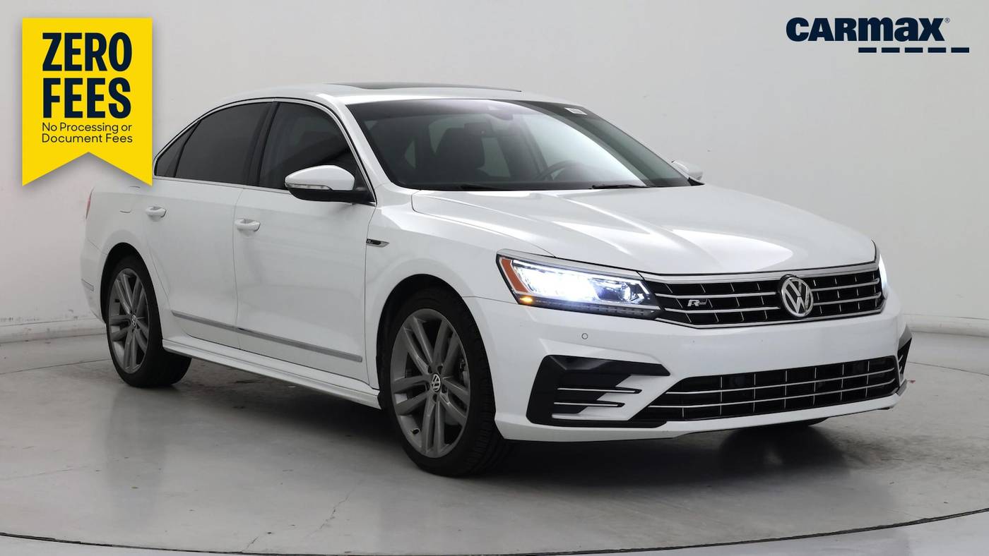 2019 Volkswagen Passat SE R-Line