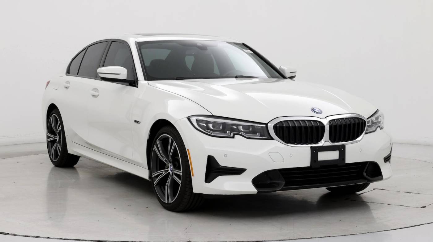 2022 BMW 3 Series 330e — Sedan — 26,068 mi — Las Vegas, NV