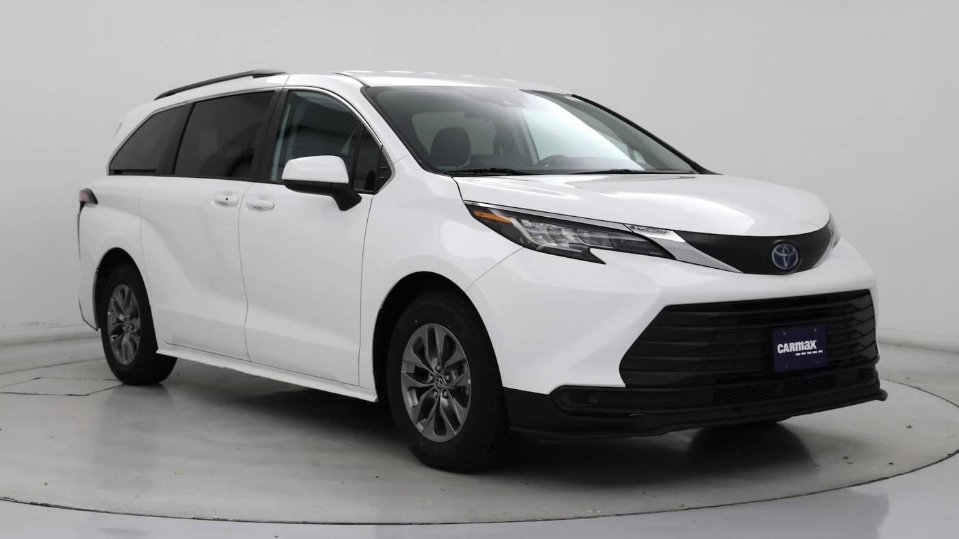 2023 Toyota Sienna