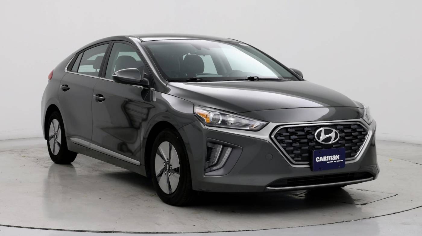 2022 Hyundai Ioniq Hybrid SE — Hatchback — 15,980 mi — Las Vegas, NV