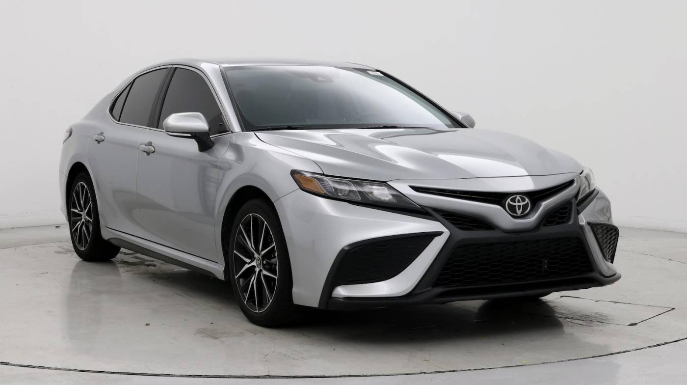 2021 Toyota Camry SE — Sedan — 42,178 mi — Las Vegas, NV