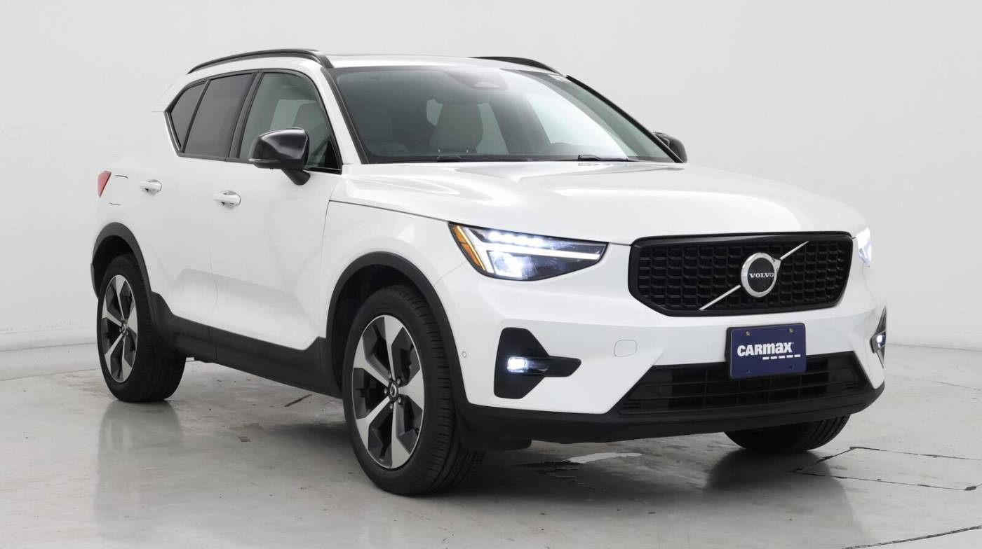 2023 Volvo XC40 Ultimate — SUV — 46,925 mi — Las Vegas, NV
