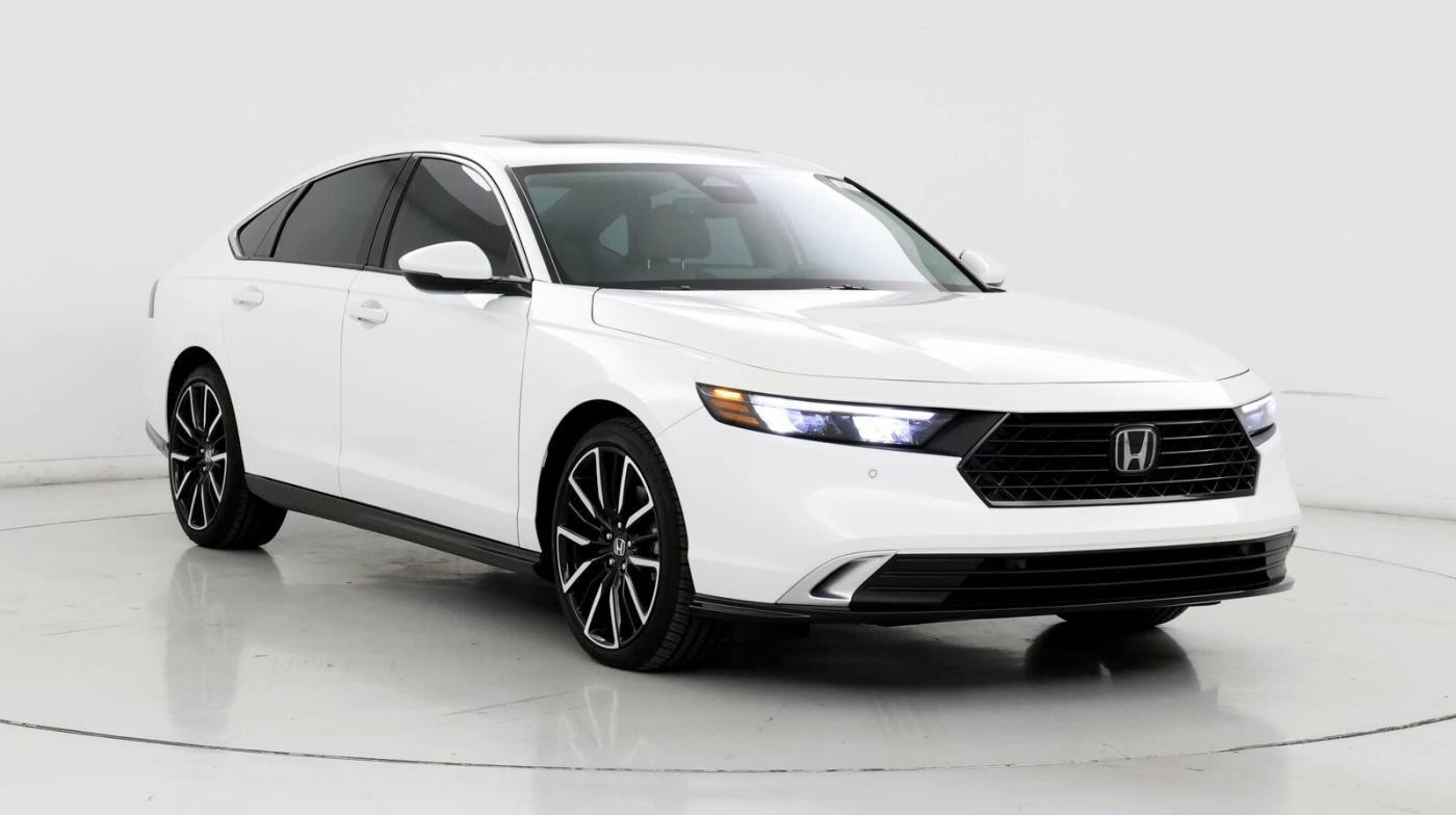2023 Honda Accord Hybrid Touring — Sedan — 15,381 mi — Las Vegas, NV