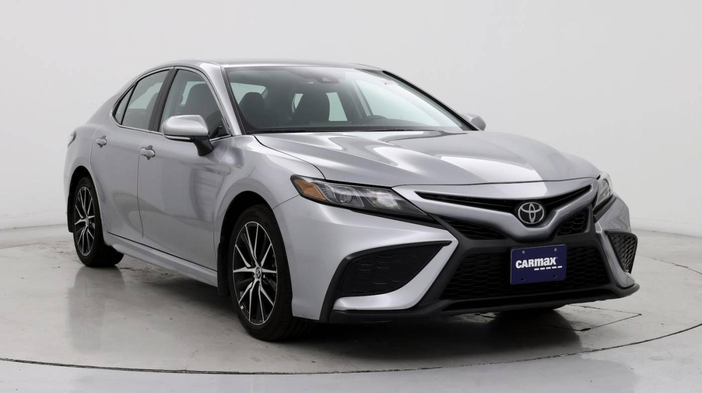 2024 Toyota Camry SE — Sedan — 11,911 mi — Las Vegas, NV