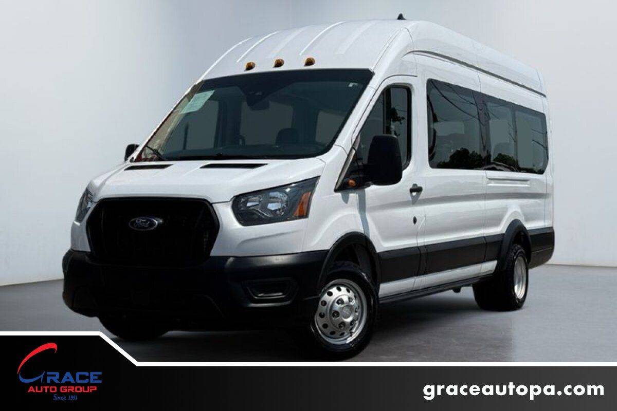 2023 Ford Transit Passenger Wagon T-350 XLT — Passenger Van — 24,160 mi — Morrisville, PA
