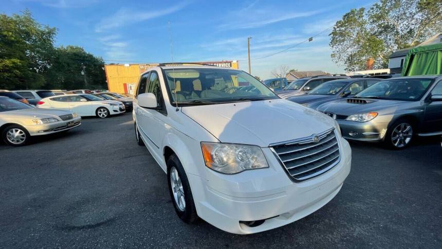 2010 Chrysler Town and Country Touring