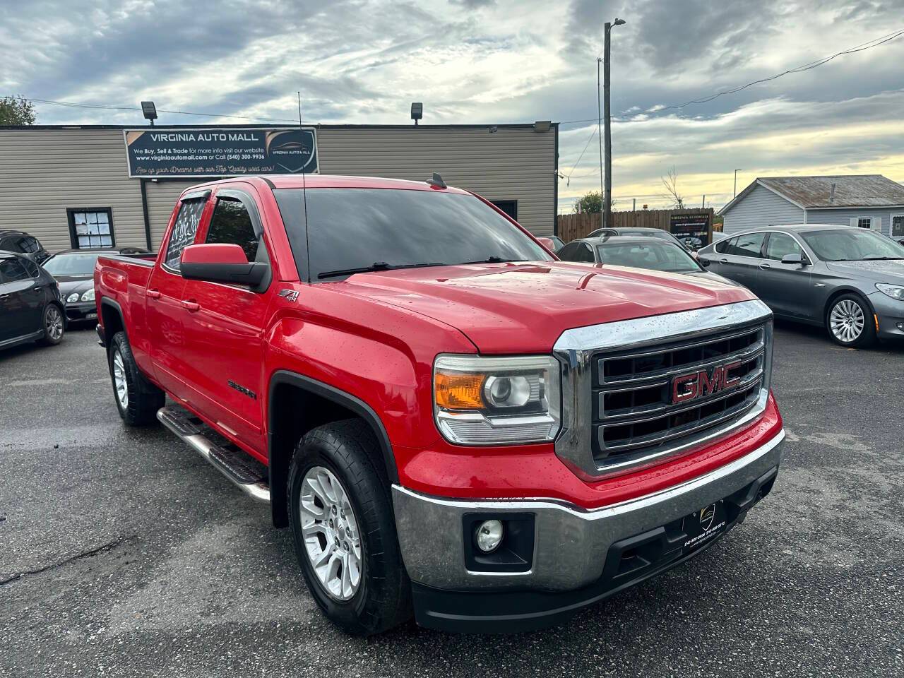 2015 GMC Sierra 1500 SLE — Pickup Truck — 136,132 mi — Woodford, VA