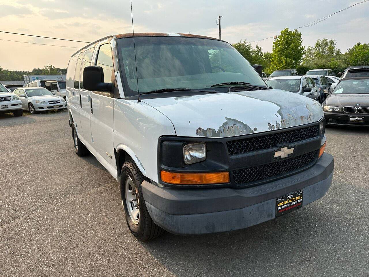 2004 Chevrolet Express Cargo Van Base — Cargo Van — 213,107 mi — Woodford, VA