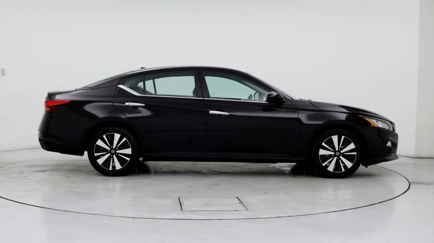2022 Nissan Altima SV — Sedan — 37,000 mi — Colma, CA